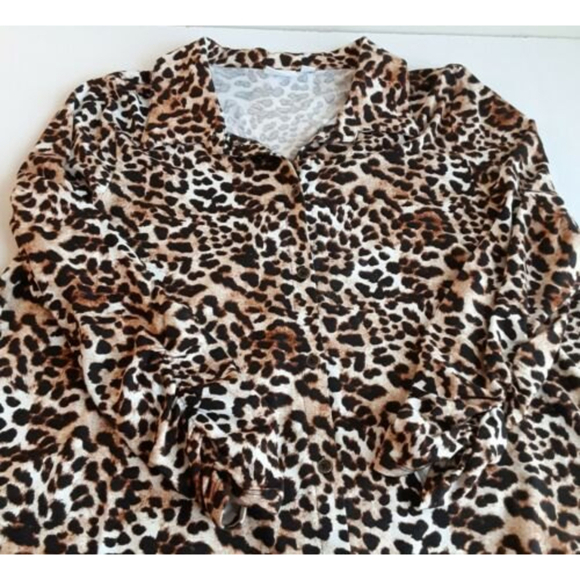 New Directions Size L Women's Leopard Print Button Up Long Ruched Sleeve - Picture 3 of 7